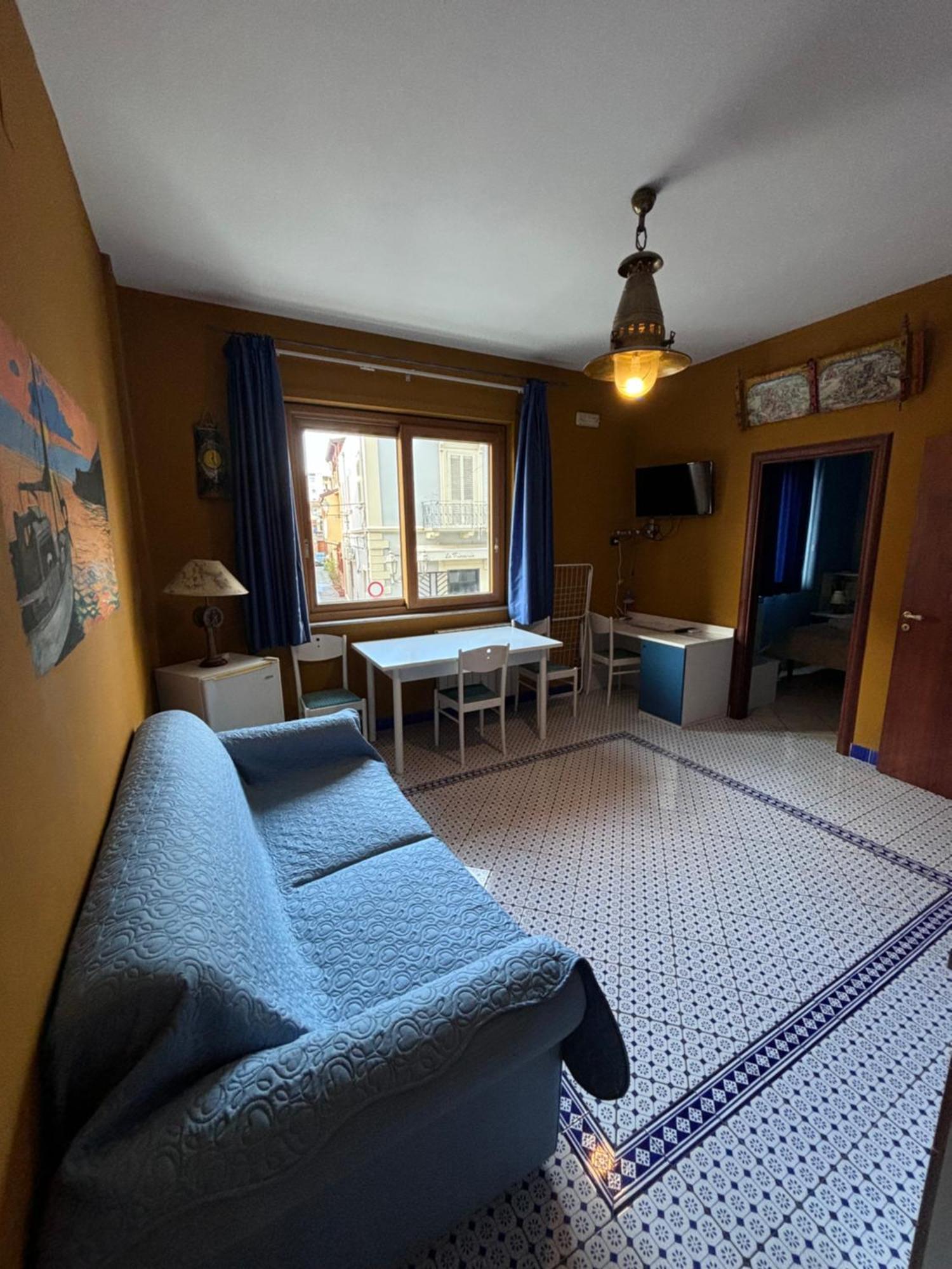 Le Soleil B&B Milazzo Exteriör bild